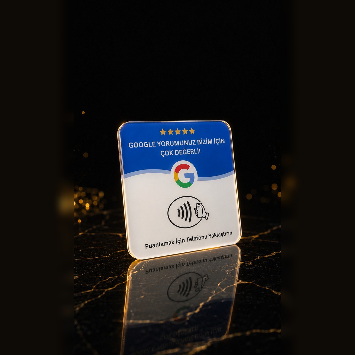 Google Yorum Levhası mermer zeminde yansımalı sunum